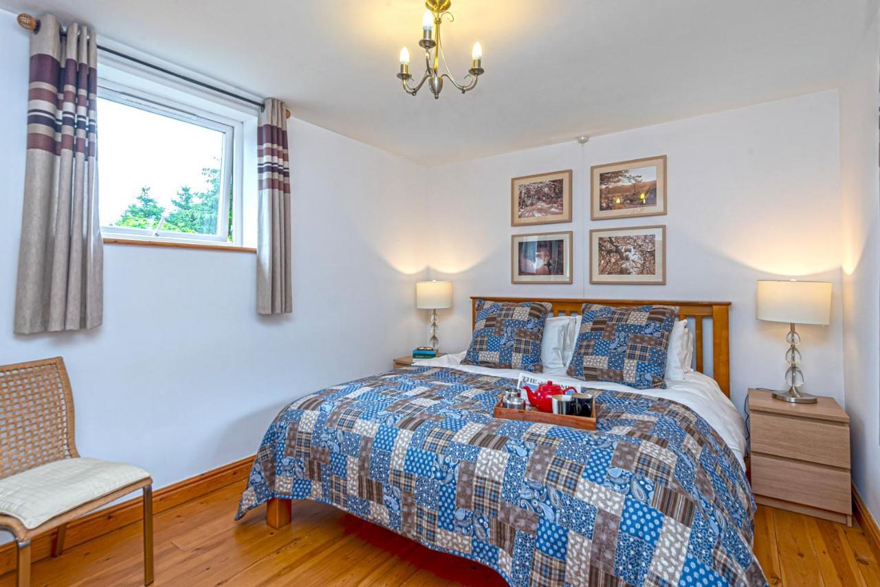 Laurel - Pet-Friendly Cottage With Indoor Pool, Hot Tub & Panoramic Snowdonia Views Колвин Бэй Экстерьер фото