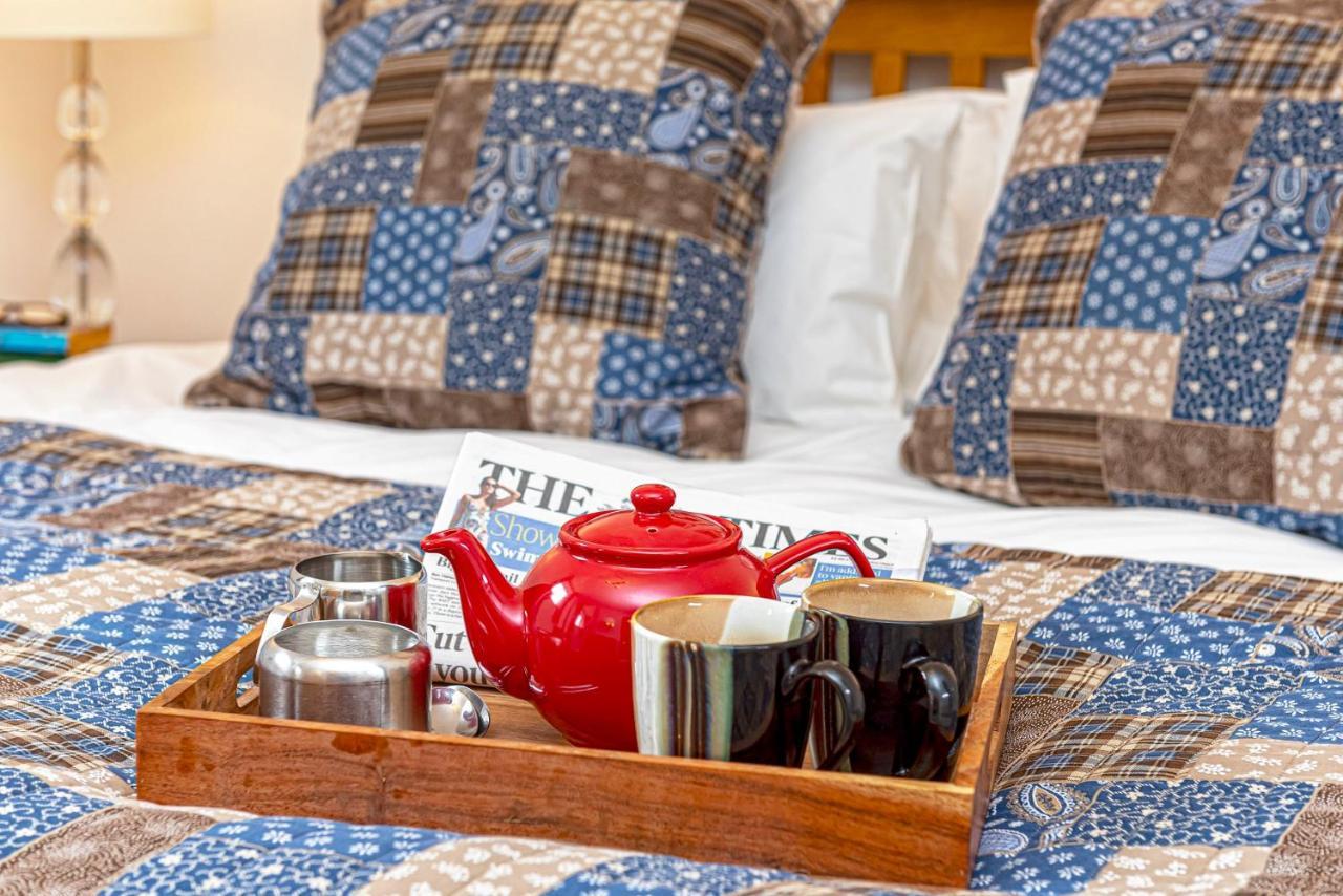 Laurel - Pet-Friendly Cottage With Indoor Pool, Hot Tub & Panoramic Snowdonia Views Колвин Бэй Экстерьер фото
