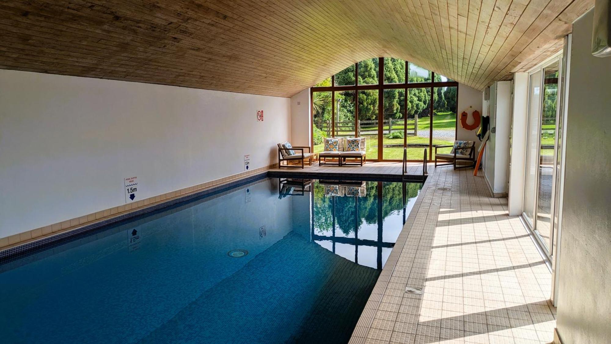 Laurel - Pet-Friendly Cottage With Indoor Pool, Hot Tub & Panoramic Snowdonia Views Колвин Бэй Экстерьер фото